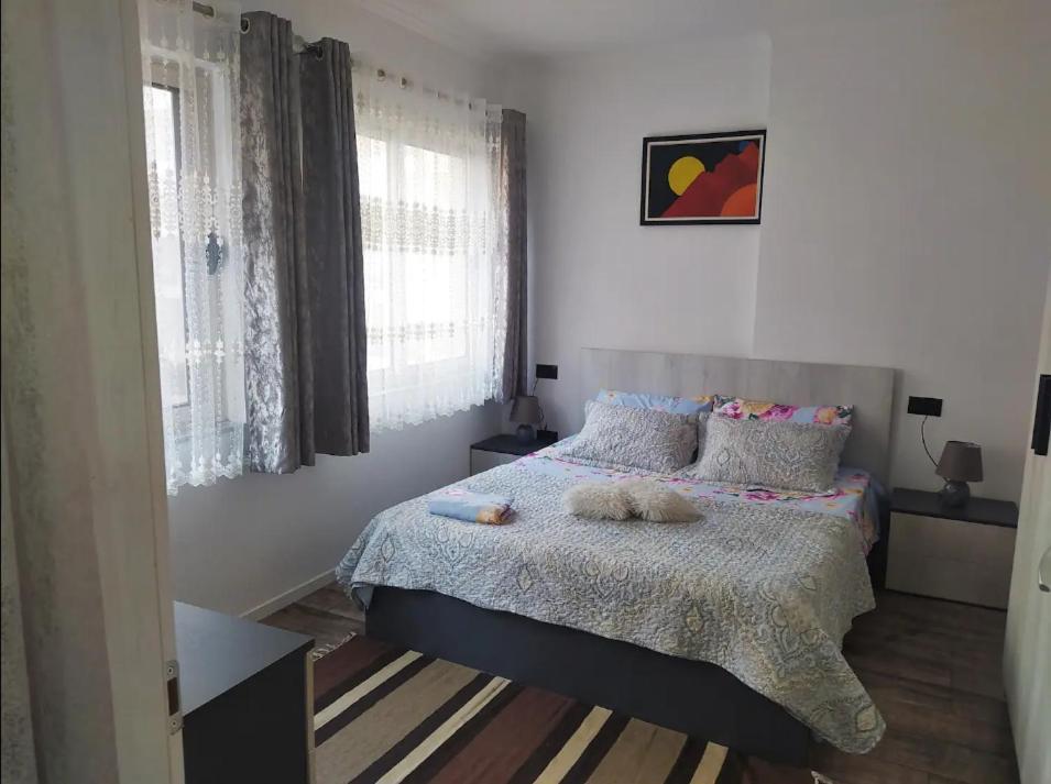 דירות טיראנה #1 Modern 1Br With Balcony In Up-And-Coming Hip Area מראה חיצוני תמונה